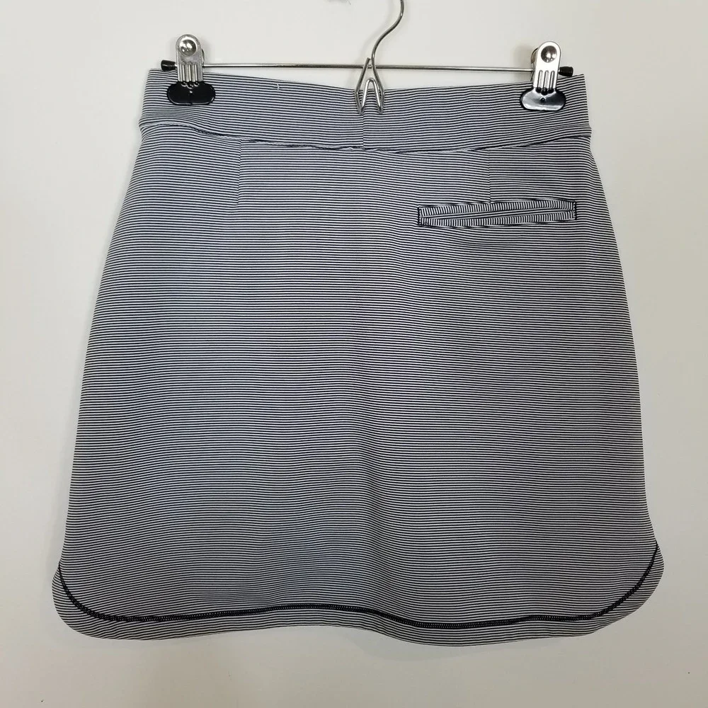 PETER MILLAR UPF 50 Golf Skort Women Size‎ S Blue Pinstripe Athletic Mini Skirt